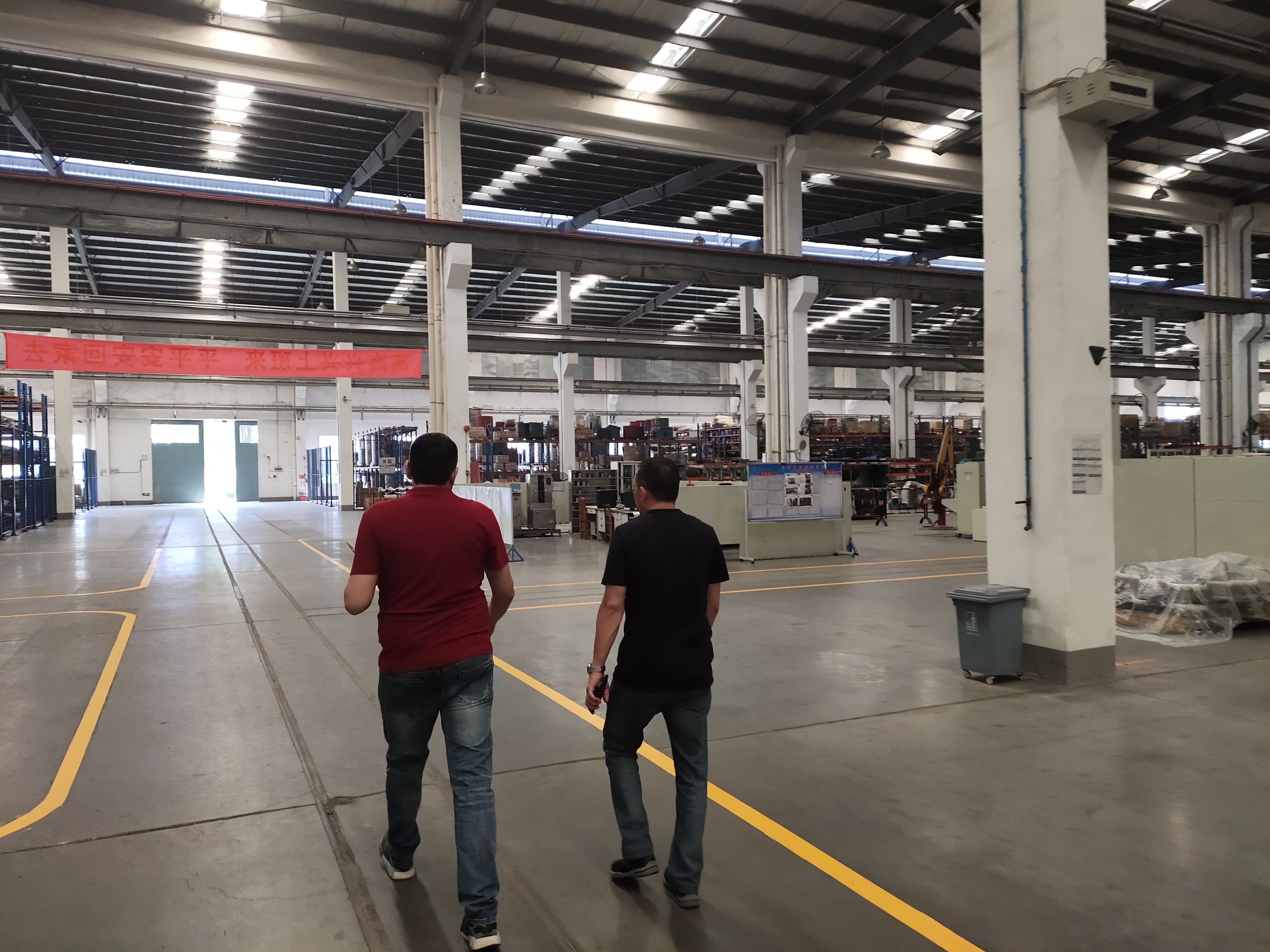 合肥代理商參觀BOSERL齒輪減速機(jī)